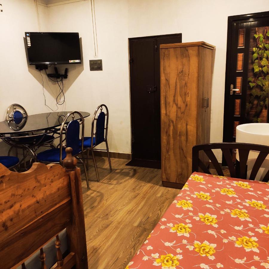 Munroe Inn Homestay 科兰 外观 照片