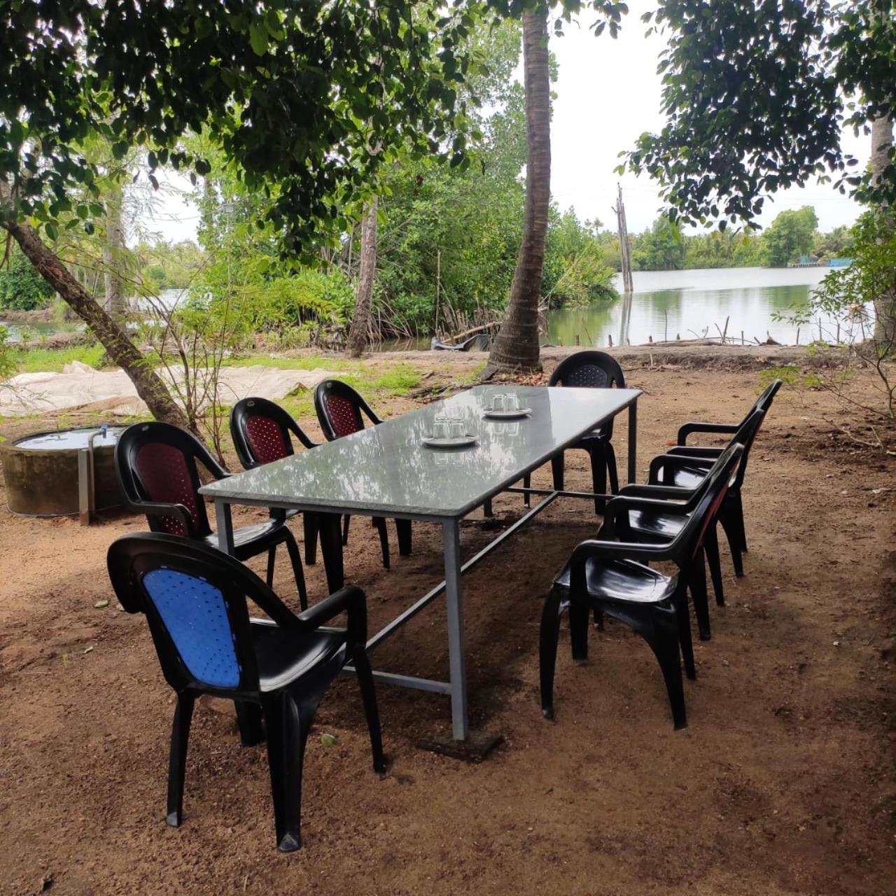 Munroe Inn Homestay 科兰 外观 照片